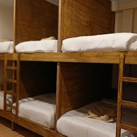 Toyapakeh Happy Penida Hostel 2 מראה חיצוני תמונה