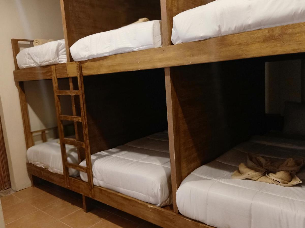 Toyapakeh Happy Penida Hostel 2 מראה חיצוני תמונה