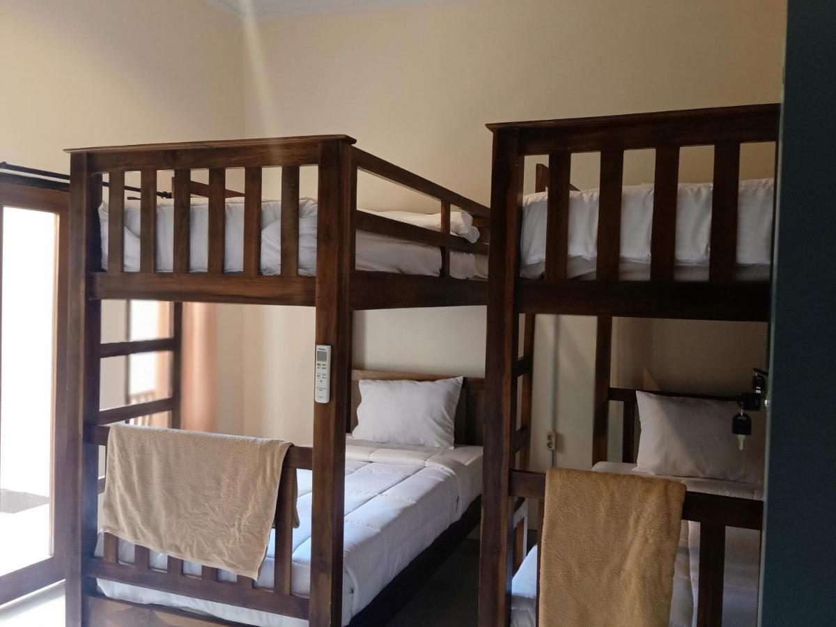 Toyapakeh Happy Penida Hostel 2 מראה חיצוני תמונה